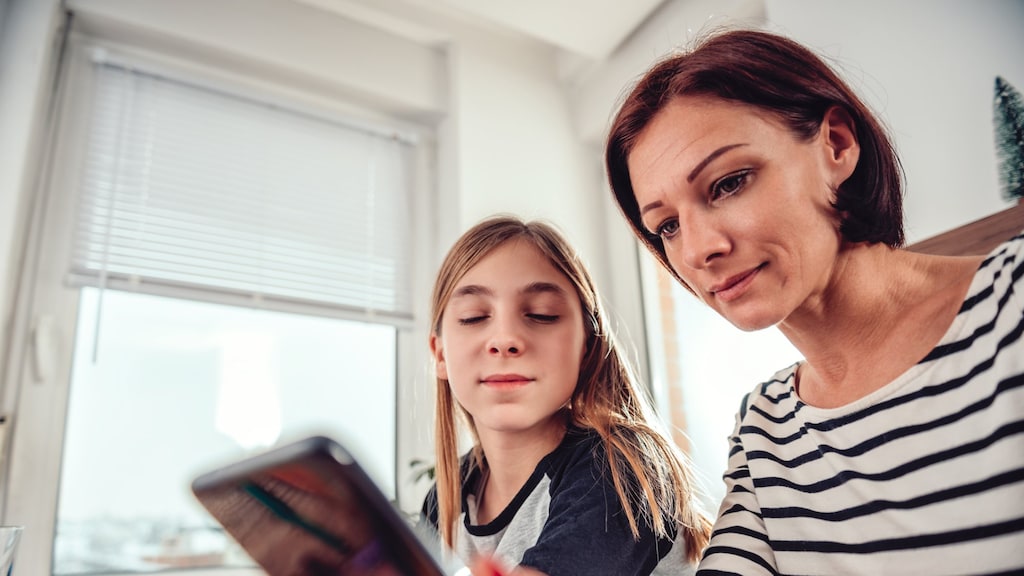 Experts geven tips: zo help je je kind online op weg