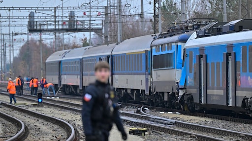 Tientallen gewonden bij treinongeluk in Tsjechië, politie start onderzoek