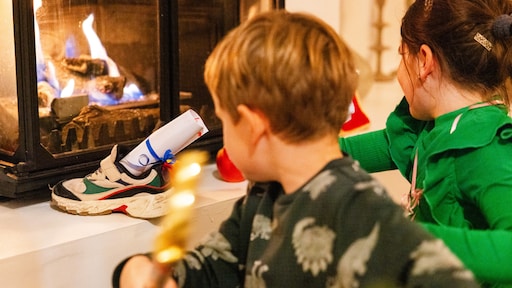 Sint shopt in China, maar ook vaak tweedehands