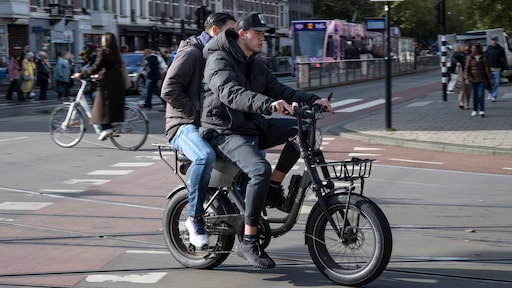 Fatbikeverbod in drukke gebieden: Amsterdam wil dikke banden weren
