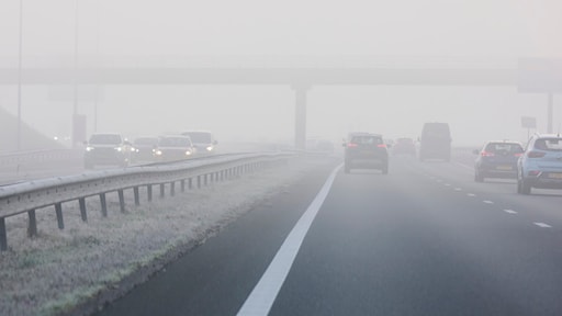 Code geel voor dichte mist in noorden en westen