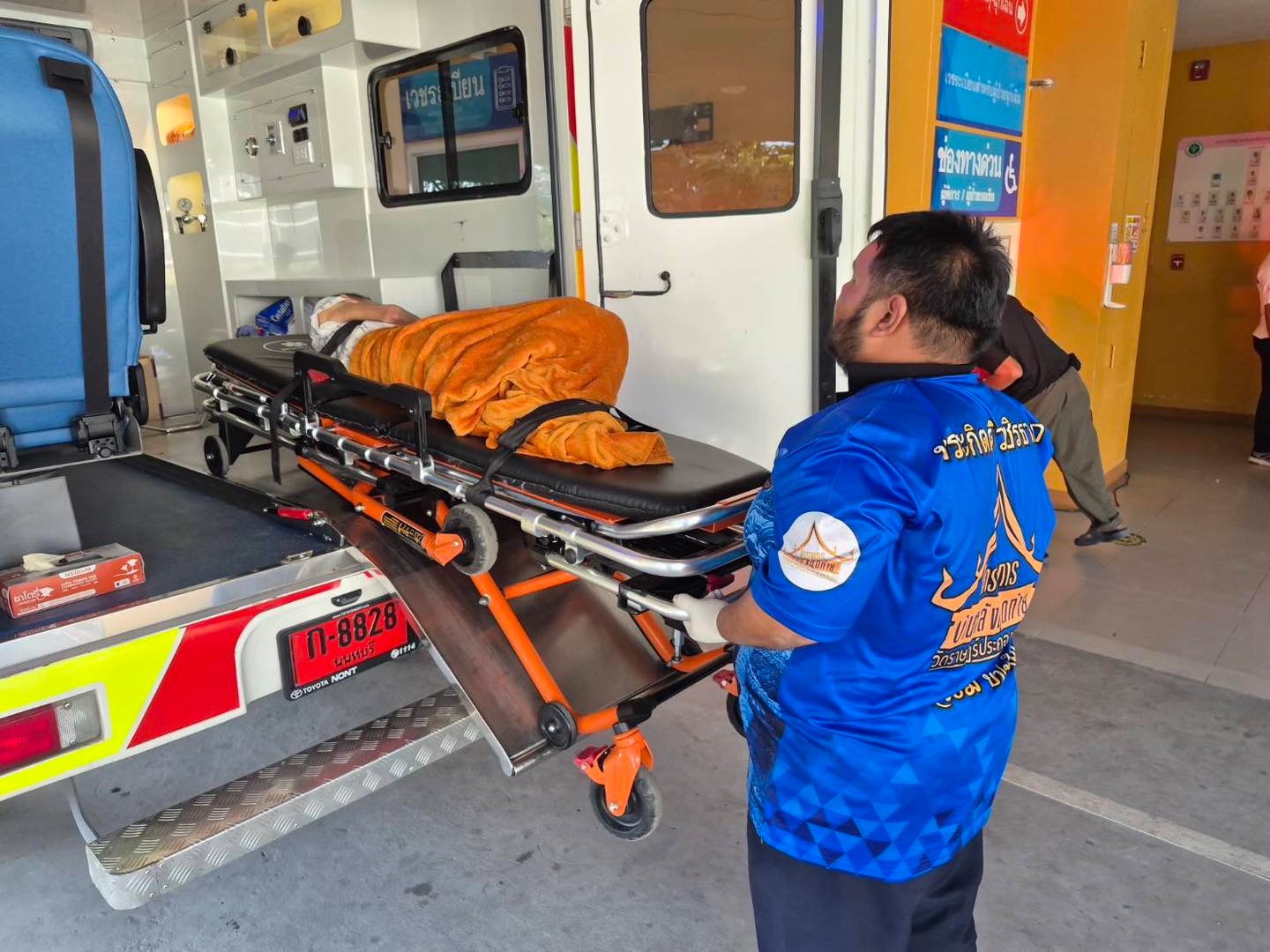 Wie bepaalt of je dood bent? Thaise vrouw lag levend in kist