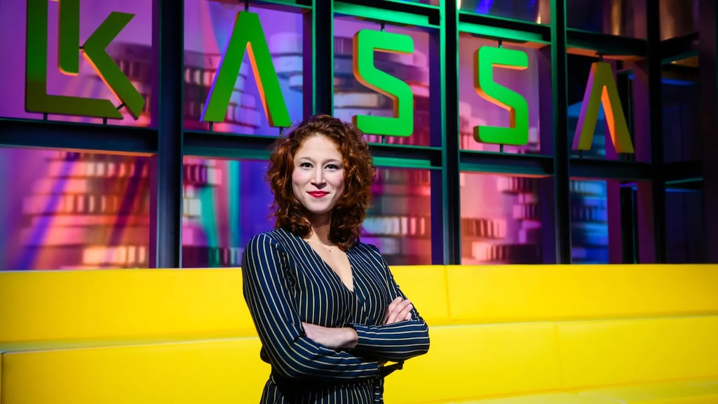 Mes in publieke omroep: First Dates, Kassa en Draadstaal verdwijnen om bezuinigingen