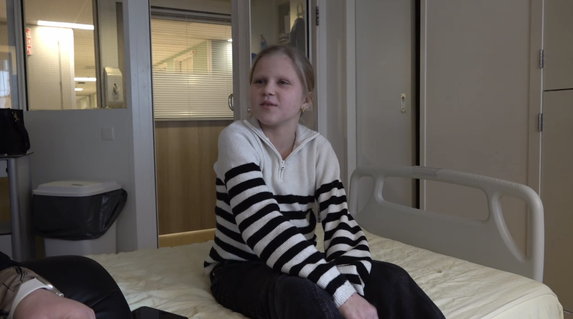 Langverwachte transplantatie van Rosan (12) afgeblazen in Niet klein te krijgen: 'Ik moest meteen huilen'