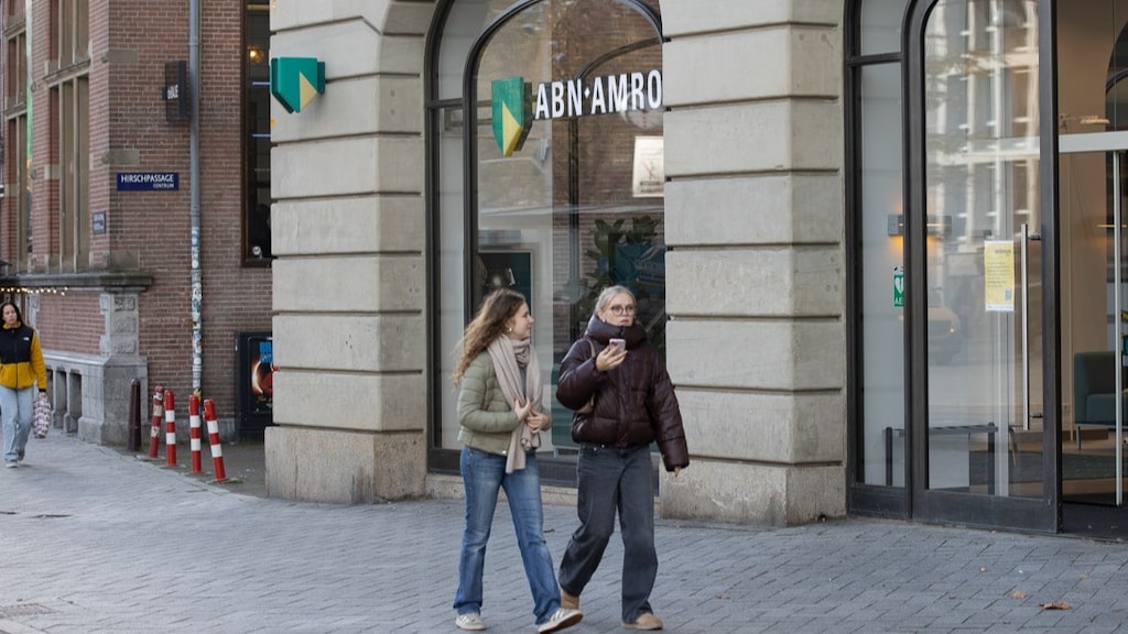 Massaontslag ABN AMRO: kwart van personeel moet vertrekken
