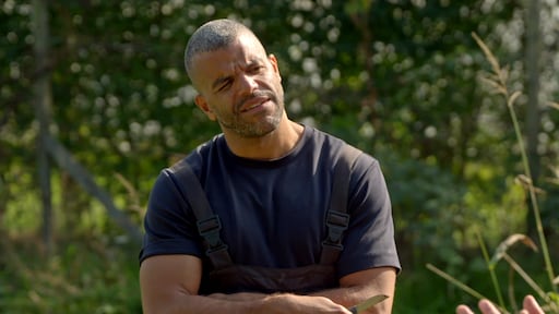 Rapper Sef hoorde pas acht jaar na diagnose dat zijn vader ziek was: 'Blij dat ik me niet druk heb gemaakt'