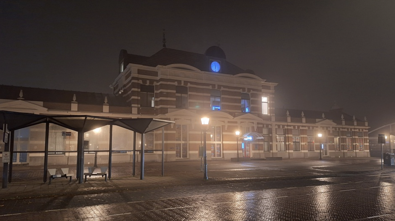 Code geel in het noorden om dichte mist, in de rest van het land vooral grijs