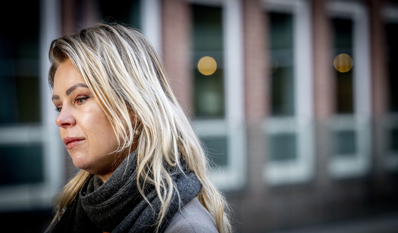 Na druk Kamer komt Wiersma alsnog met verbod op stroomstoten veehouderij