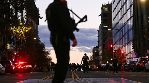 Verdachte schietpartij Washington reed VS door en 'lokte gardisten in hinderlaag'