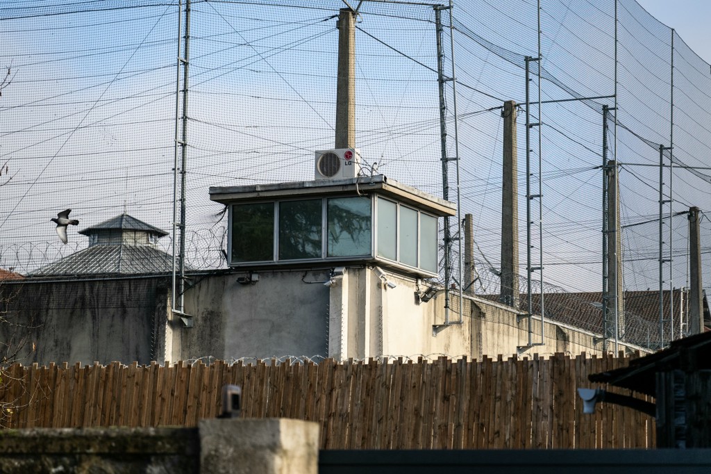 Uit deze gevangenis wisten de twee te ontsnappen.