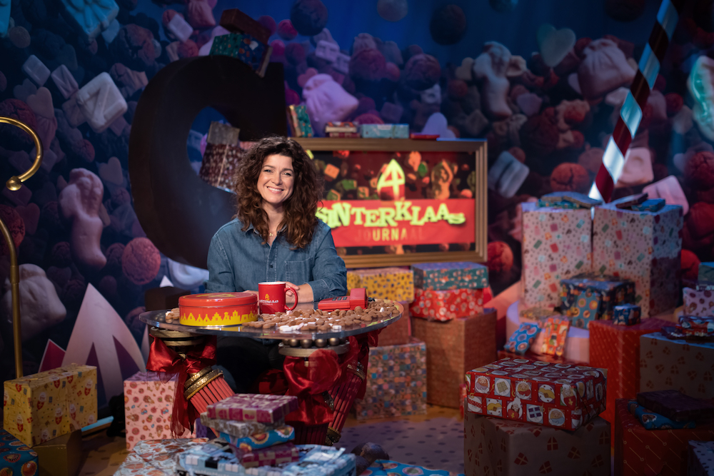 Deze BN'ers zijn te zien in het Sinterklaasjournaal 2025