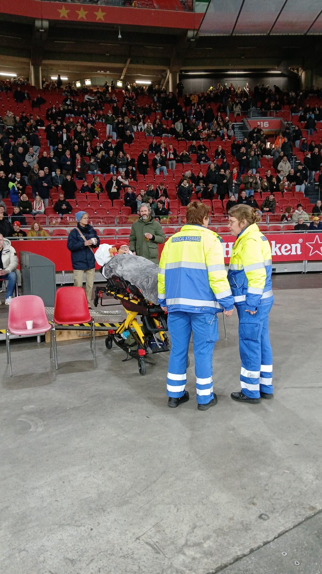 Terminaal zieke Peter toch niet bij Ajax-Groningen: 'Laatste wens niet in vervulling'