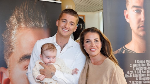 Mart Hoogkamer en vriendin hinten op komst tweede kind: 'Een broertje of zusje voor Logan Nová is onze grootste wens'