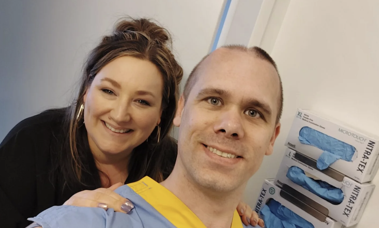 Alex uit Over Mijn Lijk deelt update: 'Tumoren groeien nu heel hard'