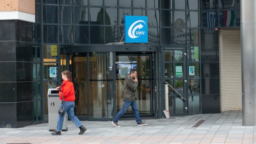 Harde conclusies in onderzoek naar WIA-uitkeringen, minister krijgt ervan langs