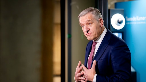 Nu geen meerderheids- of minderheidskabinet mogelijk, zegt Buma