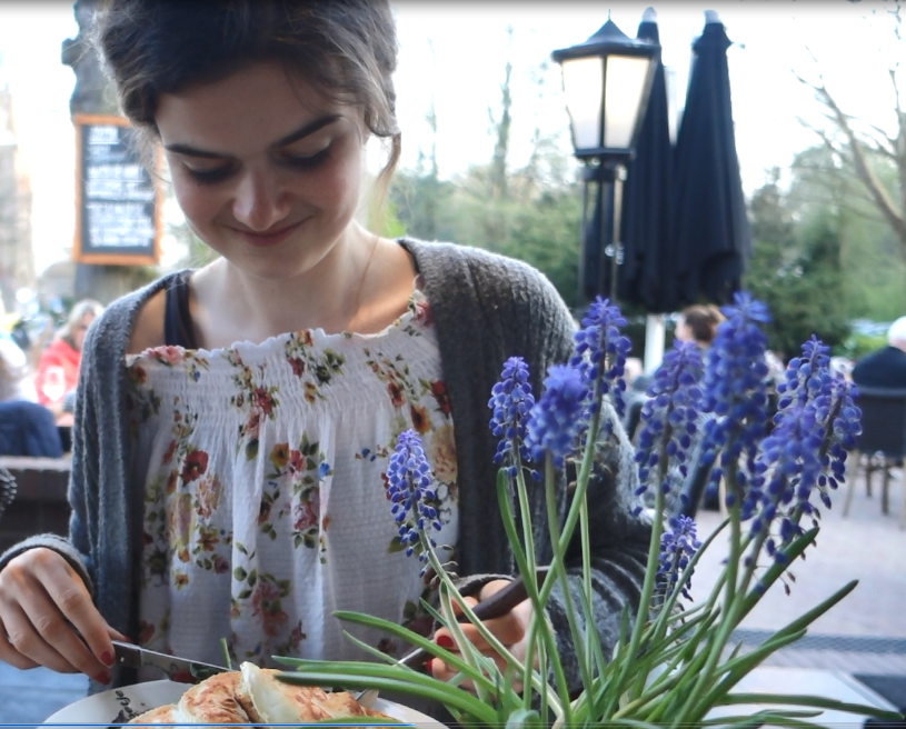 "In de eetstoorniskliniek voelde ik niet zoveel meer; anorexia vlakt al je emoties af."