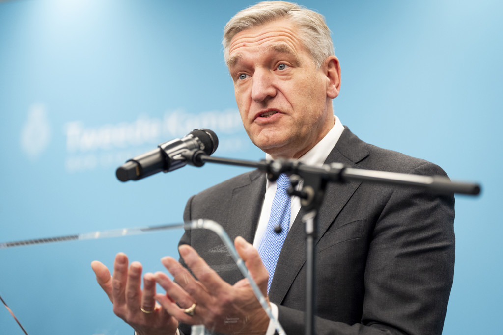 Advies Buma: D66, VVD en CDA moeten akkoord voorbereiden voor 'stabiel kabinet'