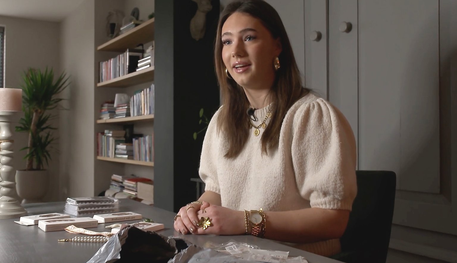 Heffing op pakjes uit China ligt op de loer, maar Myrthe denkt niet dat het werkt