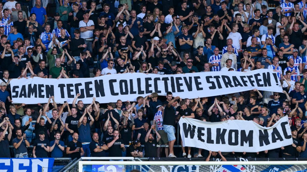 Supportersprotest op de tribune van SC Heerenveen