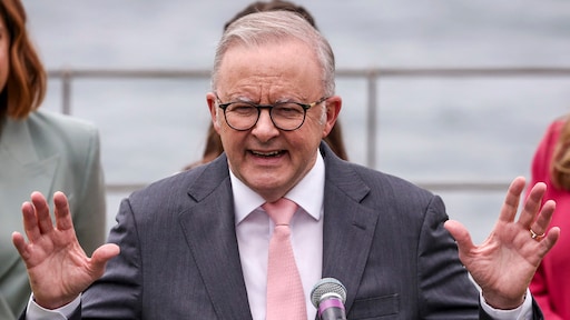 Premier Australië haalt uit naar klagende jongeren om socialmediaverbod