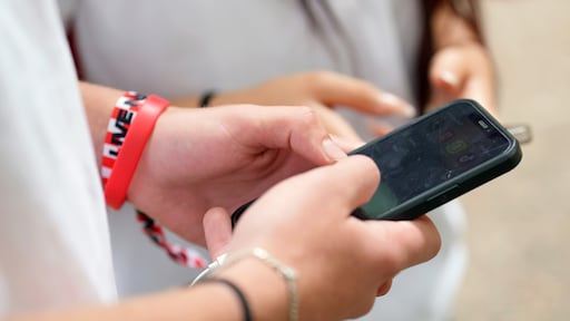 Meerdere rechtszaken gestart tegen socialmediaverbod Australië