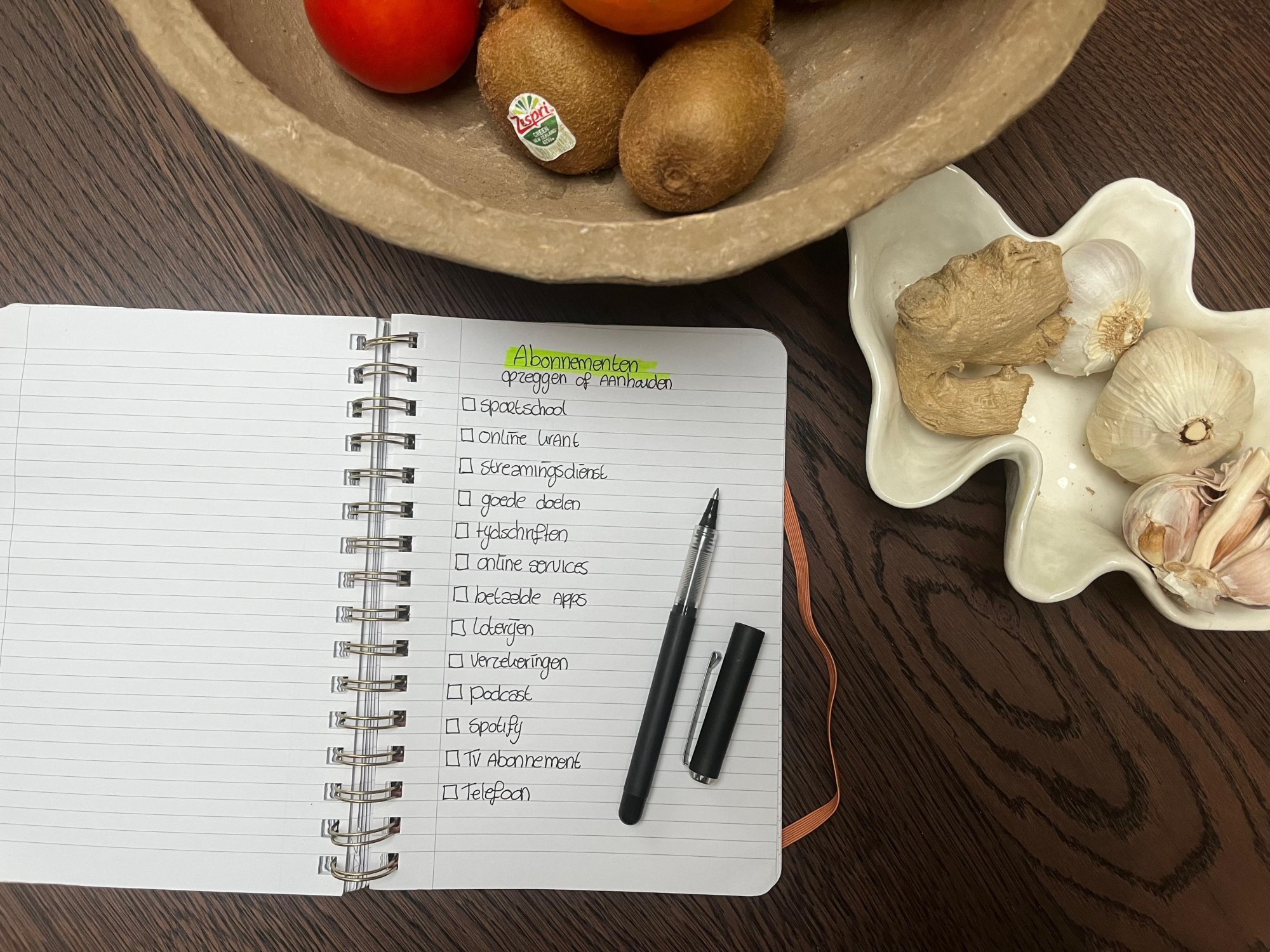 Grip op je abonnementen: Eef van Opdorp legt uit hoe je stille geldlekkages stopt