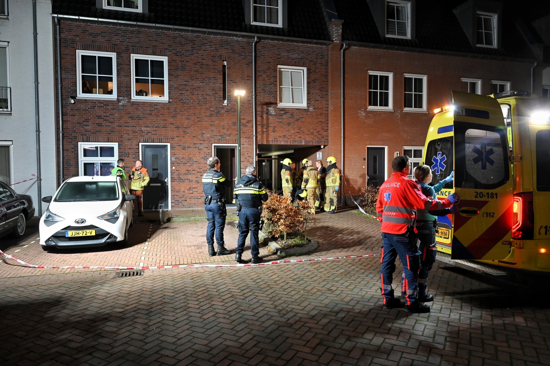 Twee zwaargewonde kinderen in huis vermeende spookrijder A58