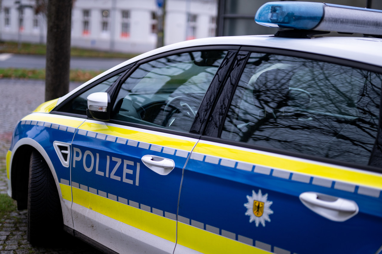 Kerstmarkt in Duitse Nedersaksen ontruimd na melding gewapende man