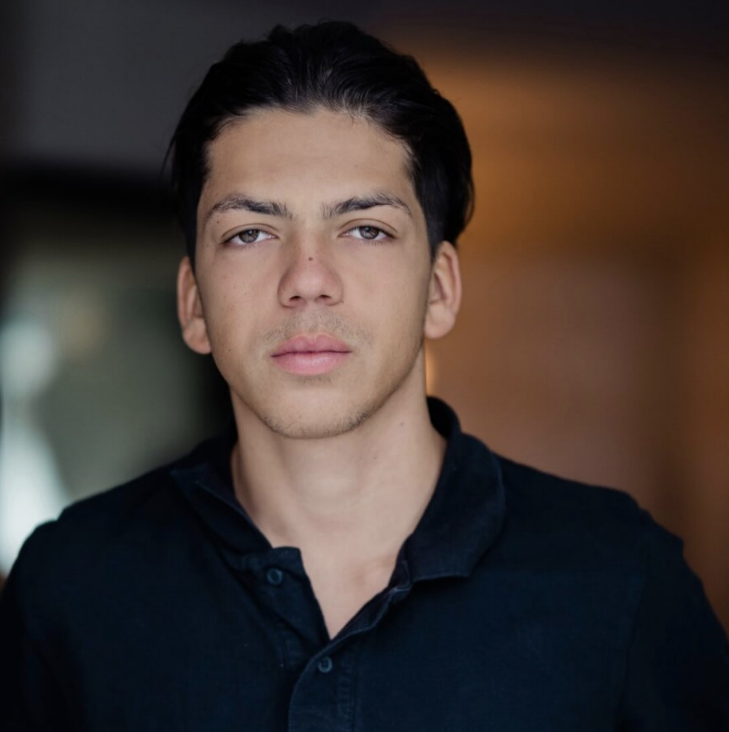 Nino van der Meijde doorbreekt het stilzwijgen over biologische vader Okkie