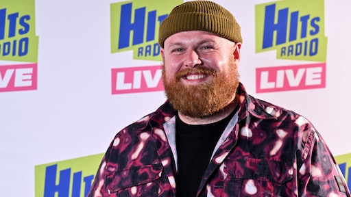 Tom Walker ervaart liedjes schrijven als 'een soort therapie': 'Eigen reis in woorden'