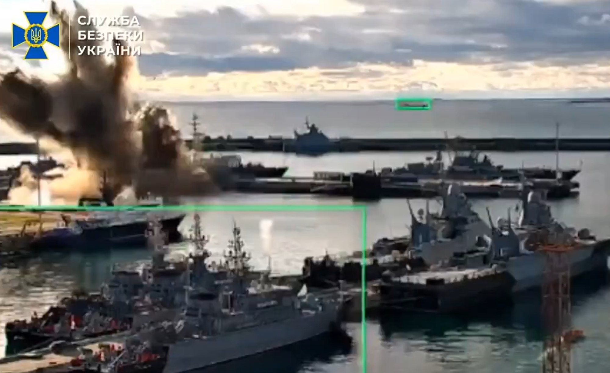 Oekraïne: Russische onderzeeër vernietigd in haven Zwarte Zee