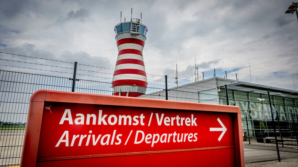 F-35's naar Lelystad Airport, besluit vakantievluchten aan nieuw kabinet