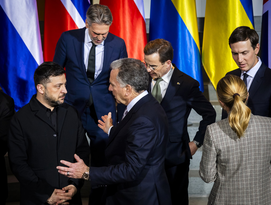 Zelensky: geen 'ideaal vredesplan' voor einde oorlog, wel 'werkversie'