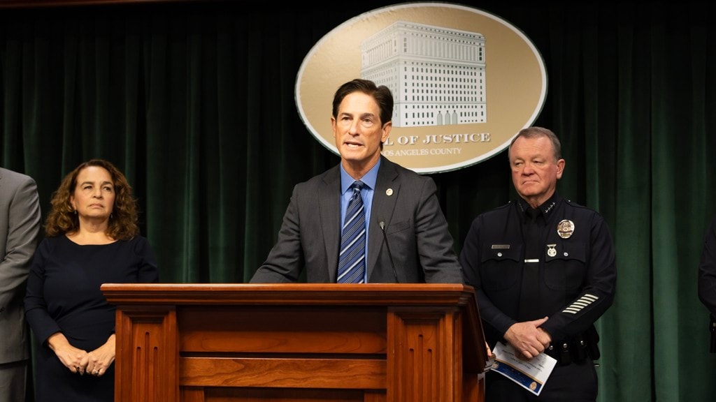 De aanklachten tegen Nick Reiner werden tijdens een persconferentie bekendgemaakt.