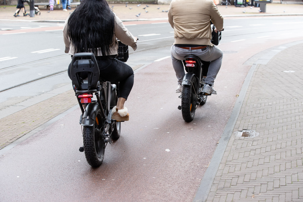 Deze ouderen zijn wel blij met de fatbike: 'Balen dat imago zo slecht is'
