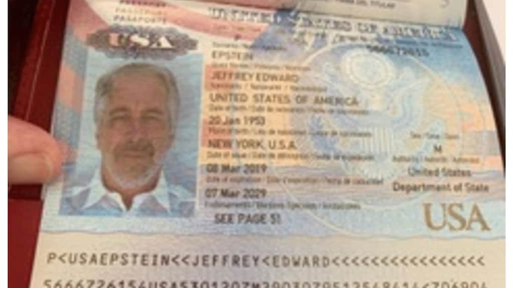 Een paspoort van Epstein.