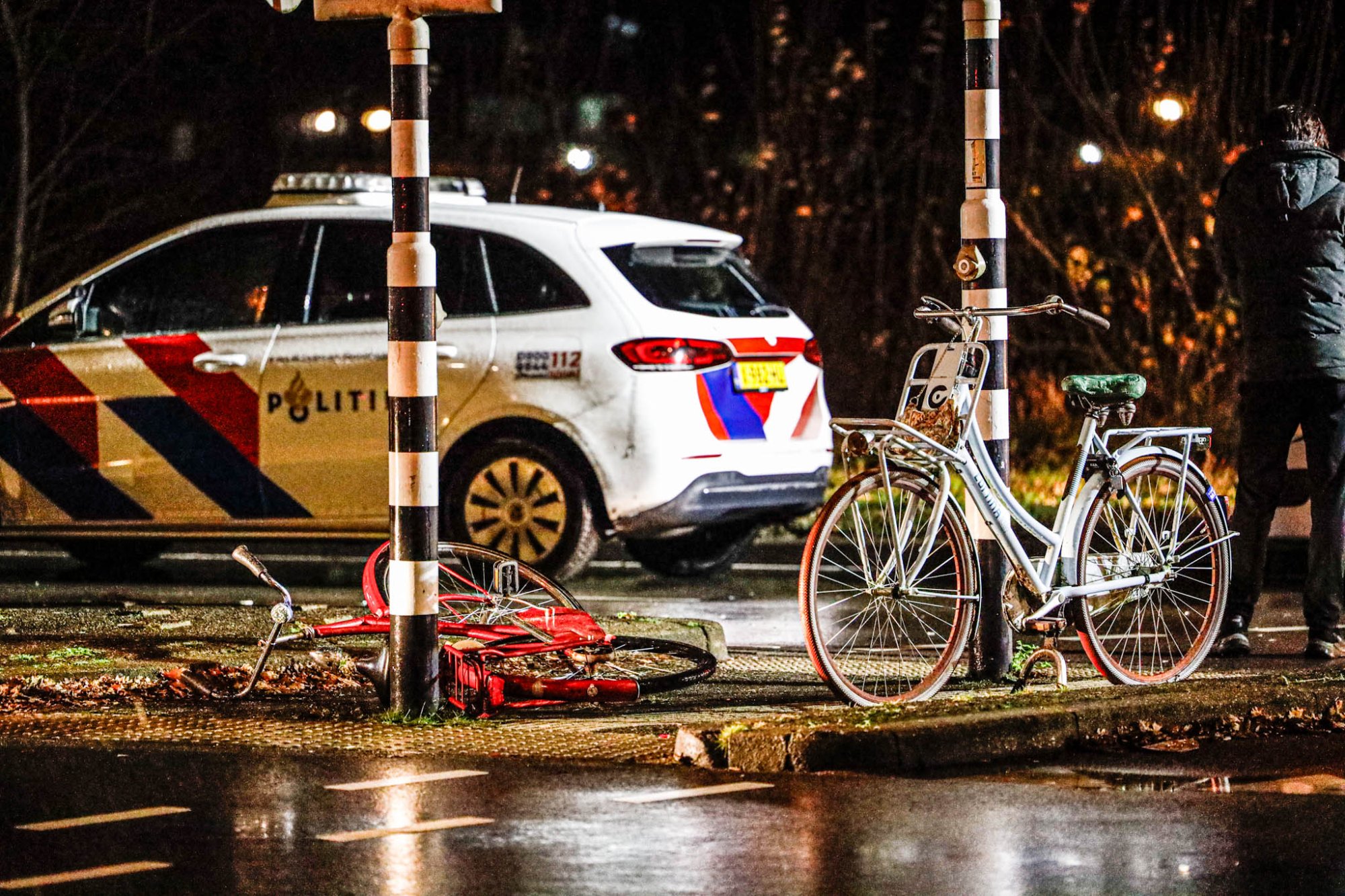 Vrouw (18) overleden na ongeluk in Amersfoort, automobilist rijdt door