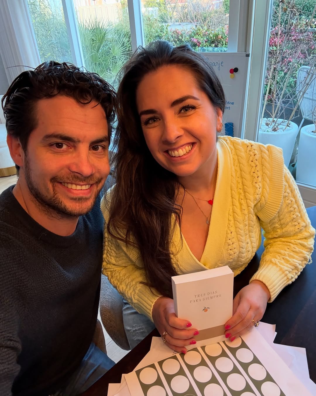 Leslie Keijzer deelt romantische trouwvideo van droombruiloft in Spanje