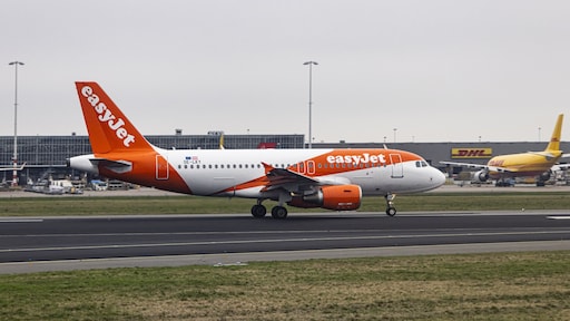 Ophef na EasyJet-vlucht: passagiers vermoeden dat bejaarde vrouw al dood was bij instappen
