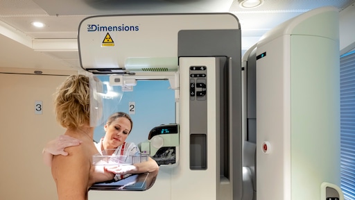 Vrouwen moeten langer wachten op borstkankercontrole en dat kost levens