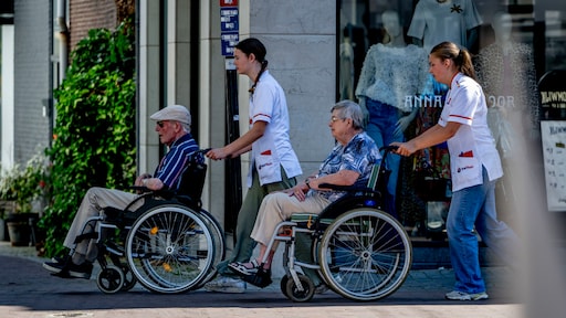 Onderzoekers waarschuwen: aantal kankerdiagnoses bij 80-plussers stijgt snel