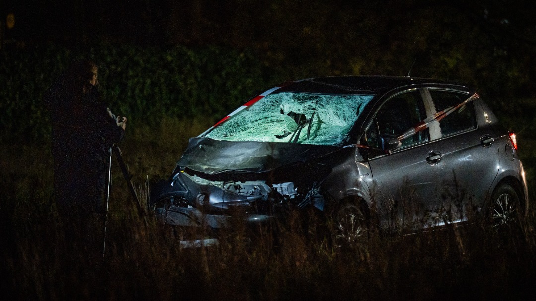 Bestuurster die inreed op lichtjesparade Nunspeet ligt in ziekenhuis