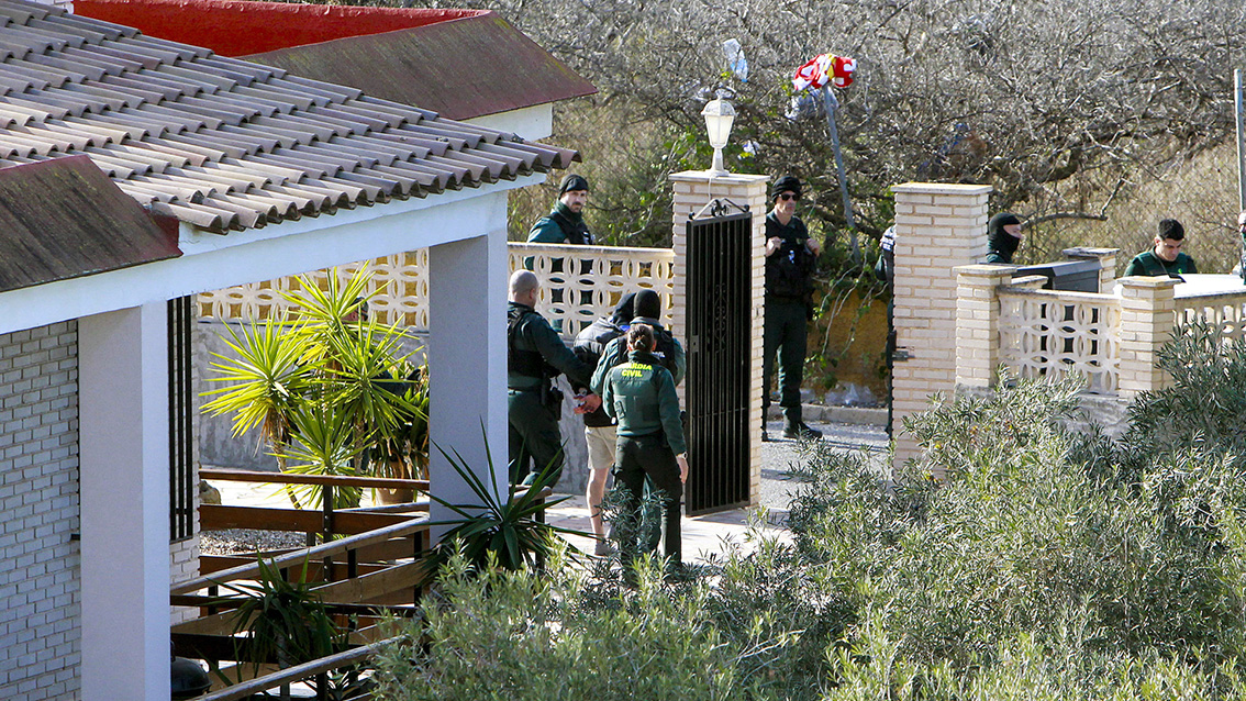 Twee toeristen doodgemarteld in Spaans vakantiehuis, derde gewond
