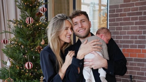 Suzan en Freek vieren eerste kerst met zoon Sef: 'Met z'n drietjes'