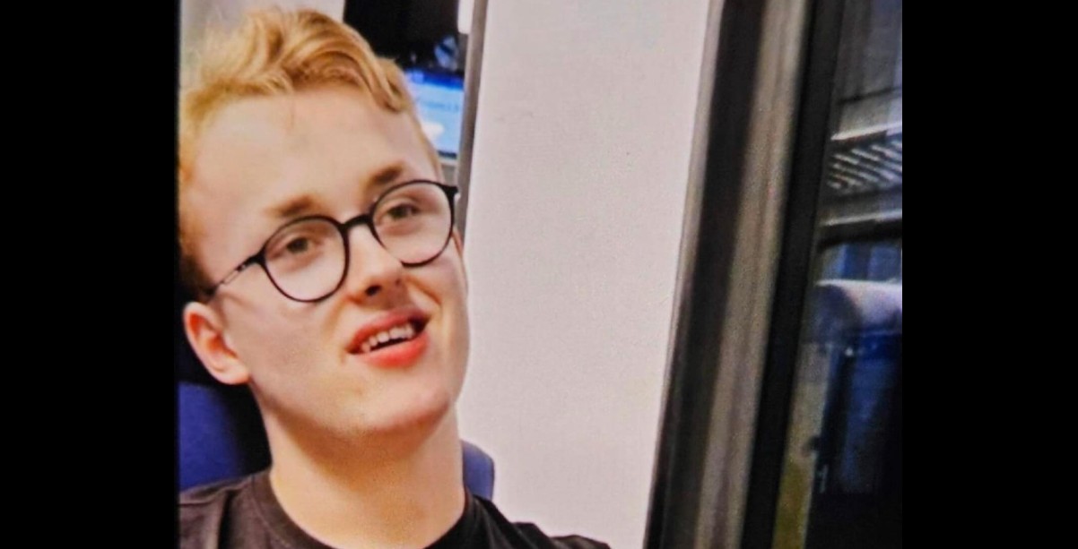 Zoektocht in Helmond naar vermiste Mick, 19-jarige heeft verstandelijke beperking