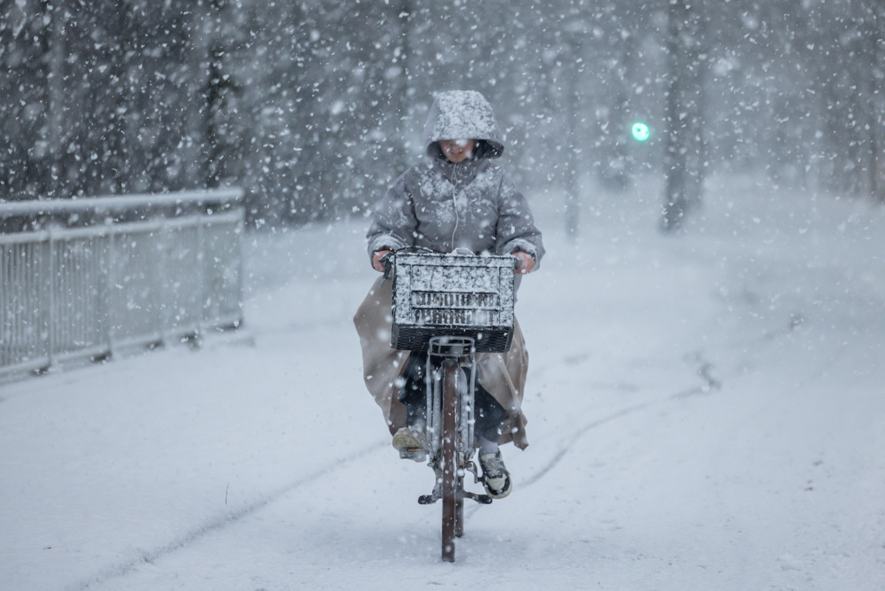 Nieuw sneeuwgebied op weg naar Nederland, meeste valt morgenochtend