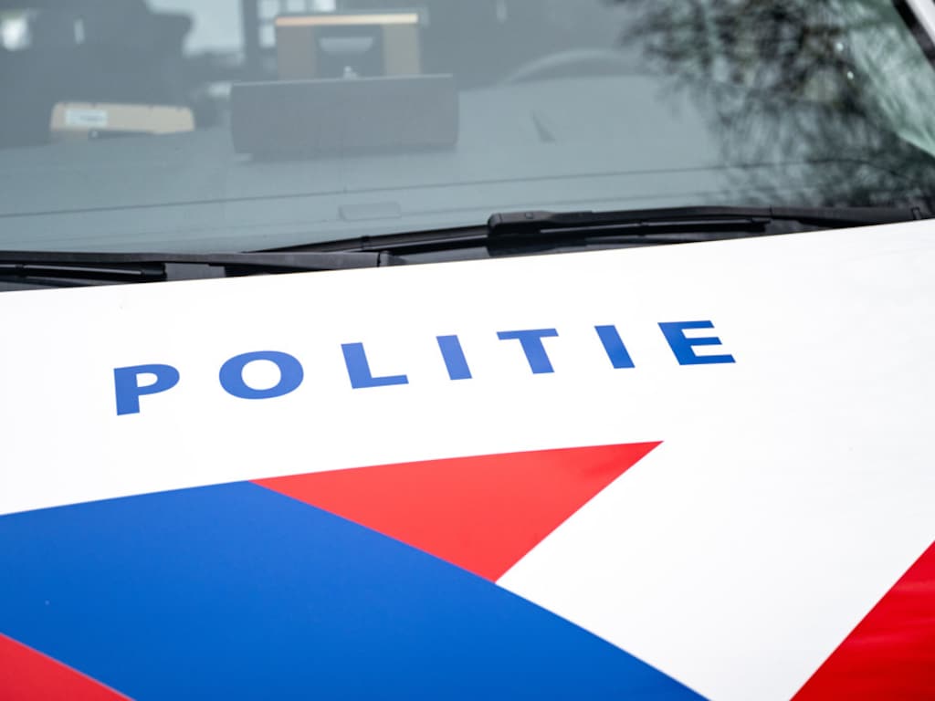 Cảnh báo Amber Alert về bé gái 10 tuổi Wendy, lần cuối được nhìn thấy ở Rotterdam.