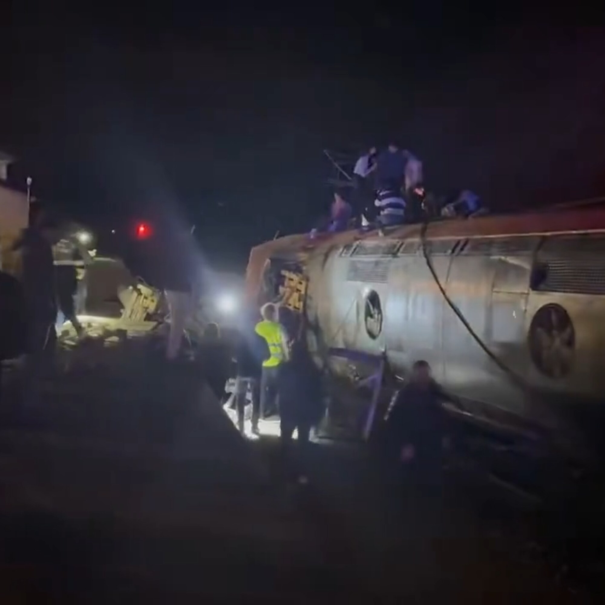 Zeker 21 doden en tientallen gewonden bij ongeluk hogesnelheidstreinen Spanje