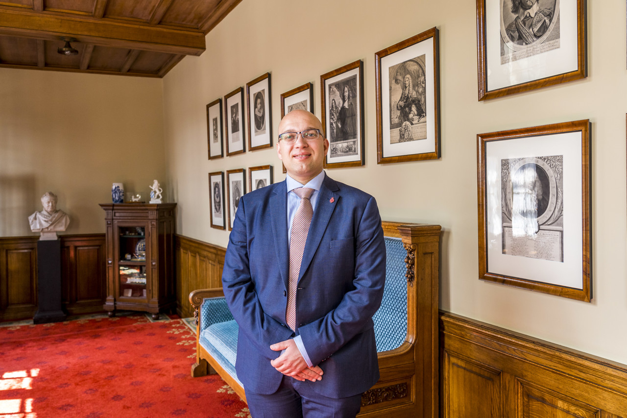 Thượng nghị sĩ PVV Alexander van Hattem tiếp tục ủng hộ Wilders